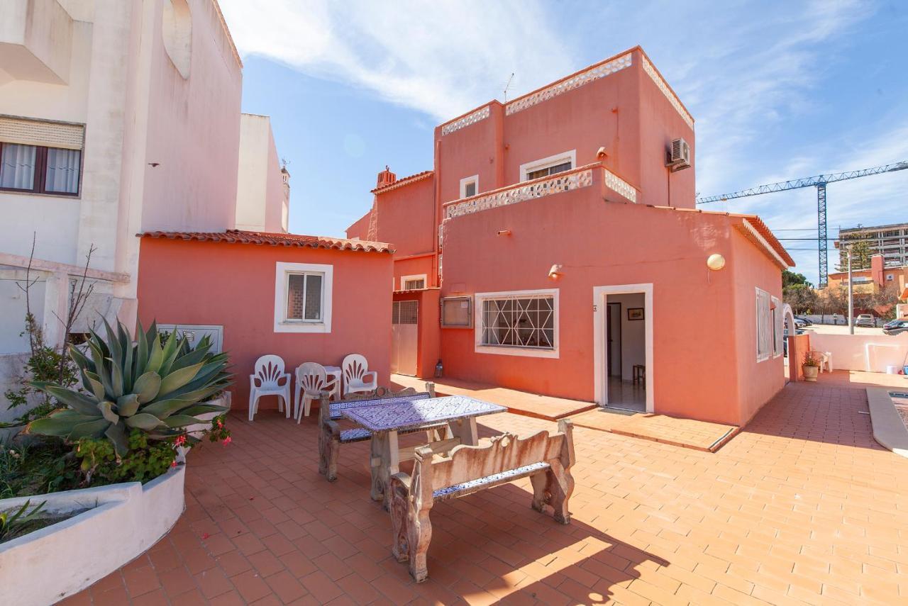 T - Casa Costa Doiro Guesthouse لاغوس المظهر الخارجي الصورة